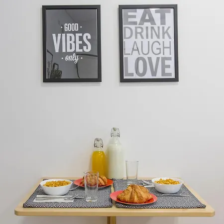 Heart Of Alfama - Historic Tiny House * Lisbona